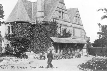 Newbold on Stour.  The Grange