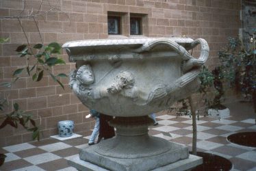 Warwick.  Castle, Warwick Vase