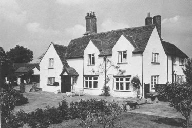 Norton Lindsey.  Big House Farm