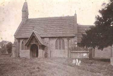 Norton Lindsey.  Holy Trinity church