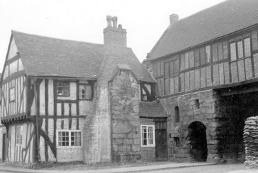 Polesworth.  Gatehouse