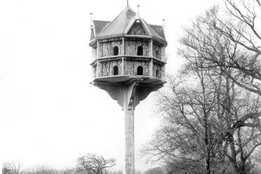 Rowington.  Wind Mill House dovecote