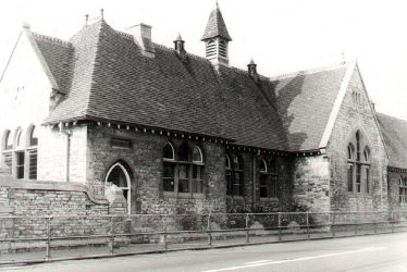 Shipston on Stour.  County Primary School