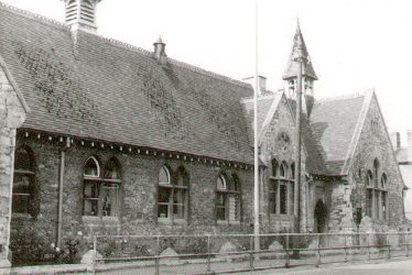 Shipston on Stour.  County Primary School