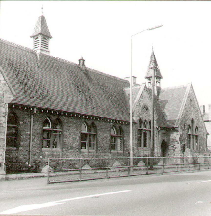 Exterior of the County Primary school, Stratford Road, Shipston on Stour.  1966 |  IMAGE LOCATION: (Warwickshire County Record Office)