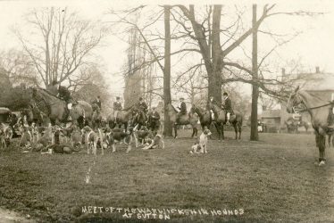 Sutton under Brailes.  Hunt meet