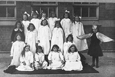 Stockingford.  Council School pupils in fancy dress