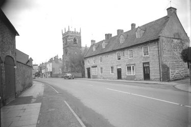 Shipston on Stour.  Church and stone cottages