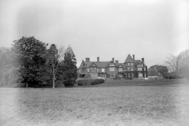 Temple Grafton.  Grafton Court