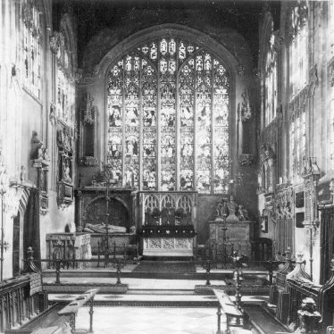 Stratford upon Avon.  Parish Church Interior, Looking East.