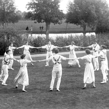 Stratford upon Avon.  Folk dancing "Gathering Peascods"
