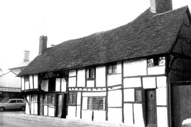 Stratford upon Avon.  2 Masons Court, Rother Street