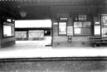 Stratford upon Avon.  Railway Station