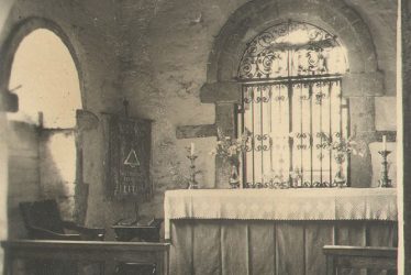Wootton Wawen.  Parish Church interior