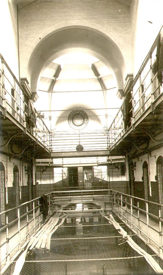Interior view of Warwick Prison, Cape Road.  1910 |  IMAGE LOCATION: (Warwickshire County Record Office)