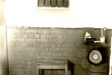 Warwick.  Cape Road, Prison