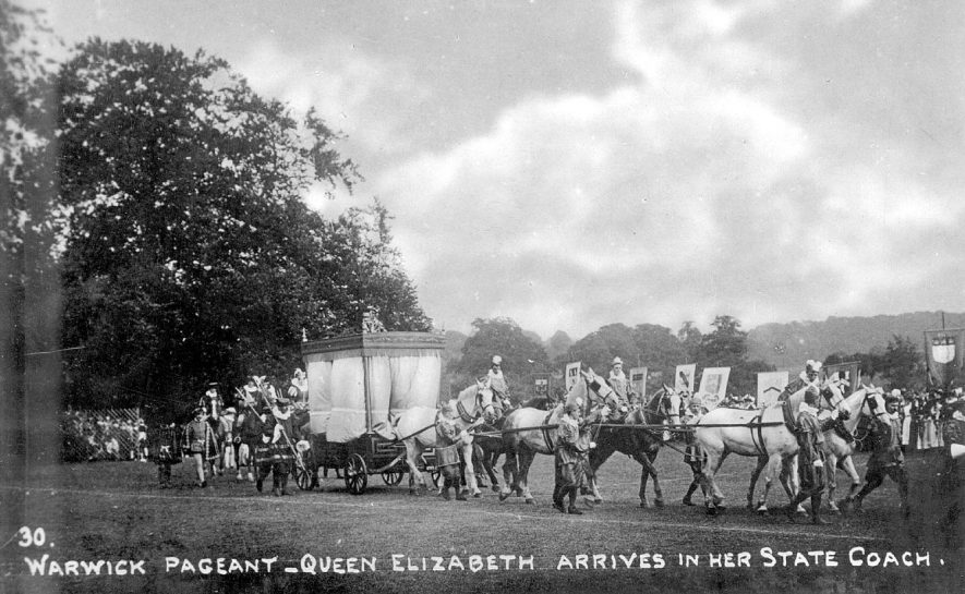 Warwick pageant 1906. Arrival of Queen Elizabeth in her state coach |  IMAGE LOCATION: (Warwickshire County Record Office)