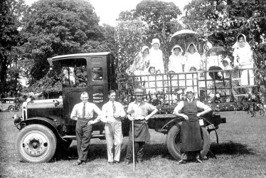 Warwick.  Float at the carnival