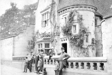 Warwick.  Robert Greenfield & family