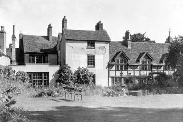 Warwick.  Old Deanery