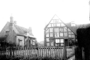 Wellesbourne.  School Lane