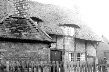 Wellesbourne.  School Lane