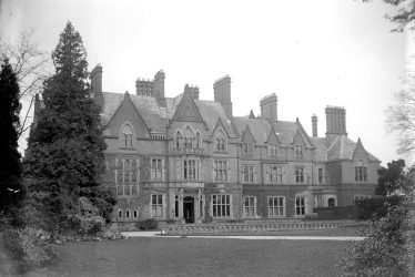 Wroxall.  Abbey, front