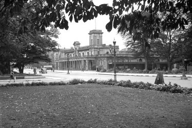 Leamington Spa.  'Old' The Pump Room and Tower