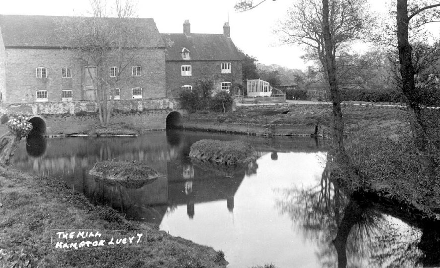 The water-mill on River Avon, Hampton Lucy.  1920s |  IMAGE LOCATION: (Warwickshire County Record Office)