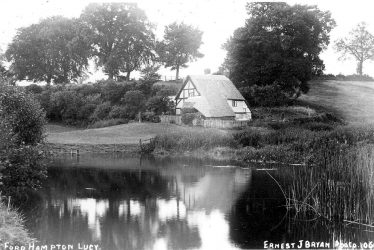 Hampton Lucy.  Ford