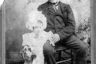 Winderton.  Joseph and Thistle Hitchman