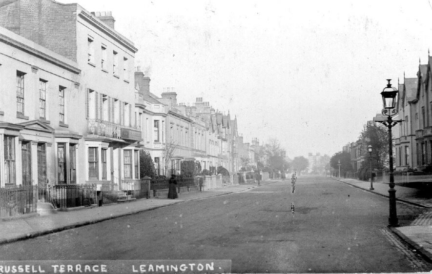 General view of  Russell Terrace, Leamington Spa.  1900s |  IMAGE LOCATION: (Warwickshire County Record Office)