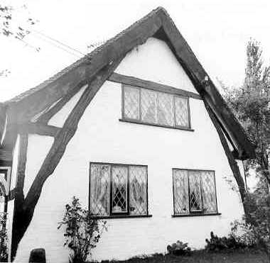 A cruck house, Maxstoke | Warwickshire County Council