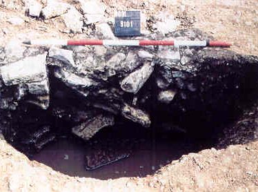 Excavation of a Roman well, Bidford on Avon | Warwickshire County Council