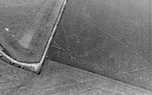 Enclosures and linear features, visible as cropmarks, in Long Lawford | Warwickshire County Council