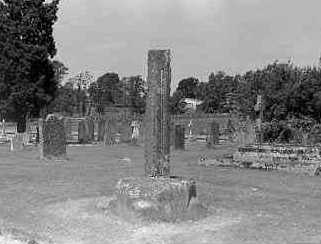 Cross in Sherbourne Churchyard