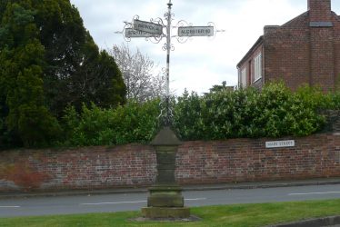 Guide Posts, Norton Lindsey