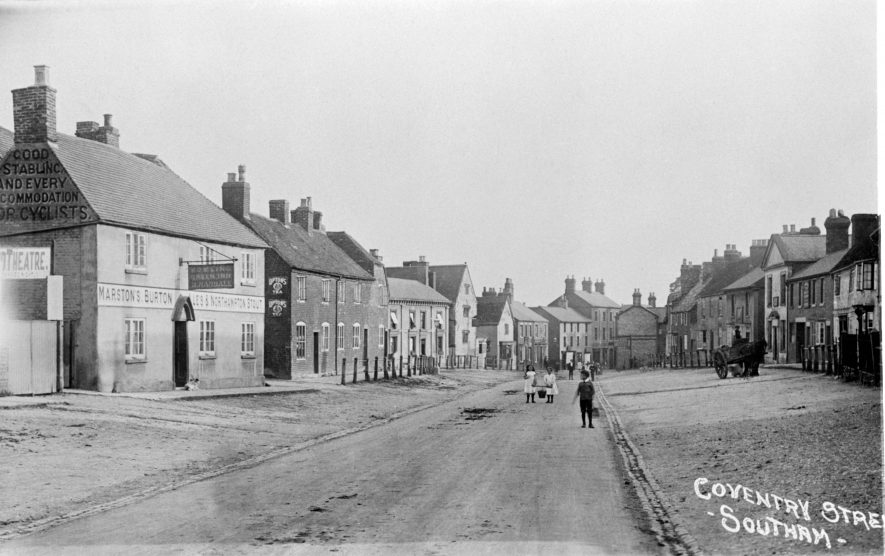 Bowling Green Inn, Southam. | Image courtesy of Southam Heritage Collection