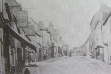 Coleshill. Lamb Commercial Hotel, High Street.