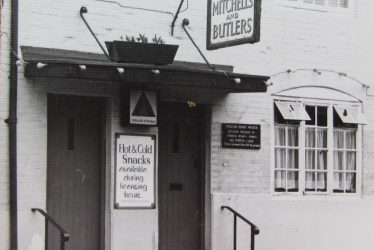 Coleshill. Red Lion Inn, High Street.