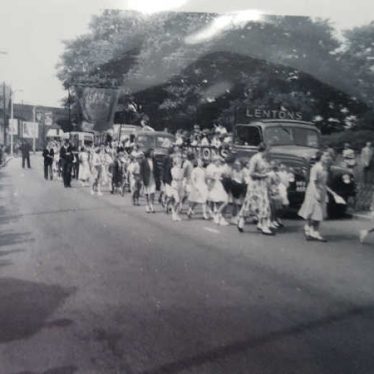 Chilvers Coton. Sunday school outing. | Image courtesy of Judith Barber / Nuneaton Memories