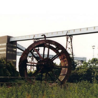 Arley. Daw Mill Colliery Water Wheel | Image courtesy of Brian Aucott, supplied by Nuneaton Memories