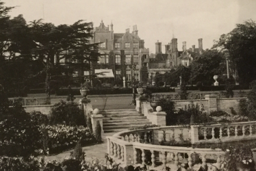 Easton Lodge Gardens: The Spiritual Home of Daisy Countess of Warwick