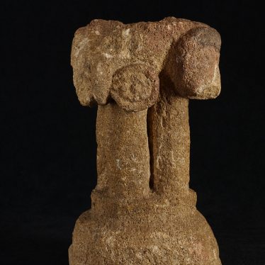 The Kenilworth Castle stone lamp. | Image courtesy of Warwickshire Museum