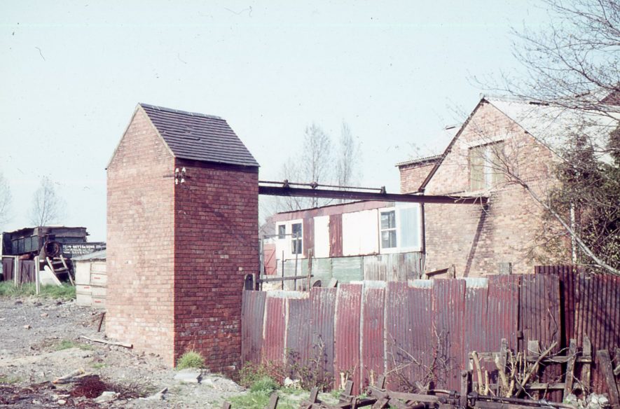 Foleshill Mill, Alderman's Green, Coventry, April 1971. The detached turbine house and lineshaft drive to the mill | Image courtesy of Tim Booth