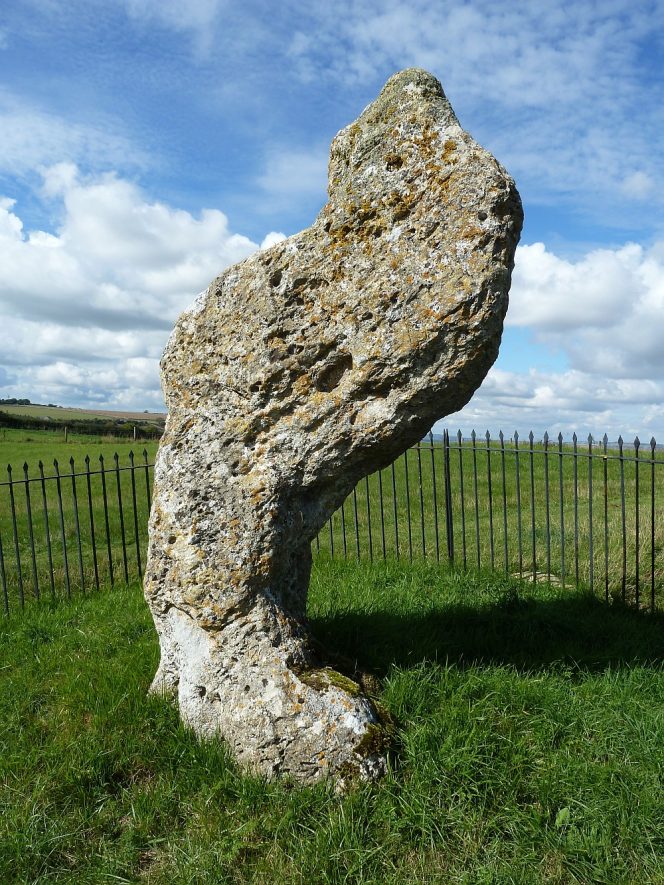 The King Stone, Rollright stones | Photo © Rob Farrow (cc-by-sa/2.0) originally uploaded to geograph.org.uk