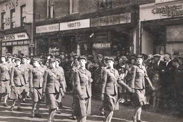 Warwick.  Market Place Parade
