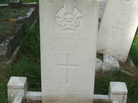 Sgt Vearncombe’s memorial. | Image courtesy of David Archer, originally uploaded to the Canadian Virtual War Memorial site