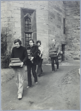 Removing the archives from the castle | Warwickshire County Record Office reference WCC0133/27